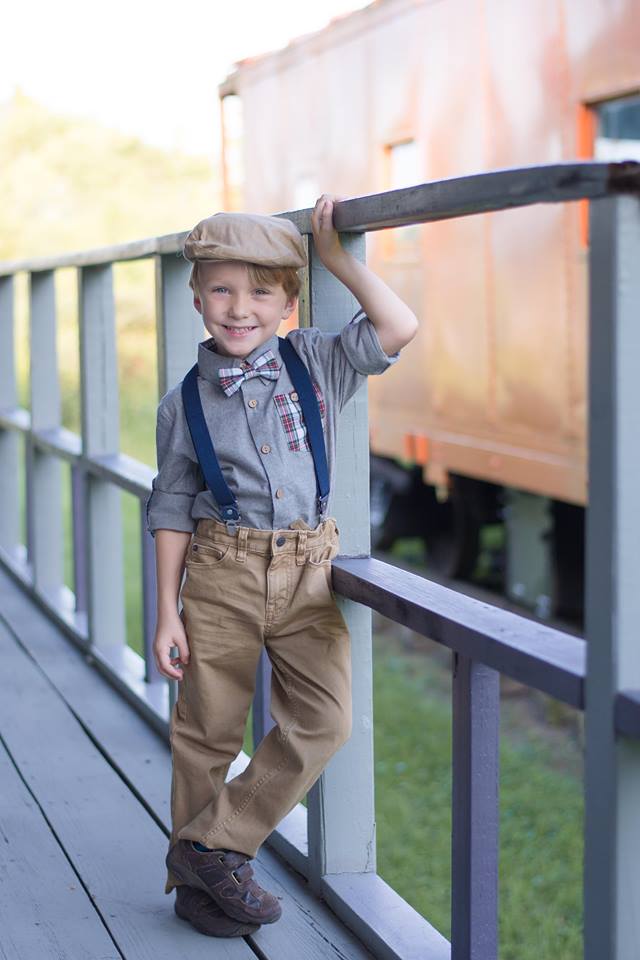 Mumblings of a Momtographer: Tips for Capturing Timeless Treasured Photos of Kids