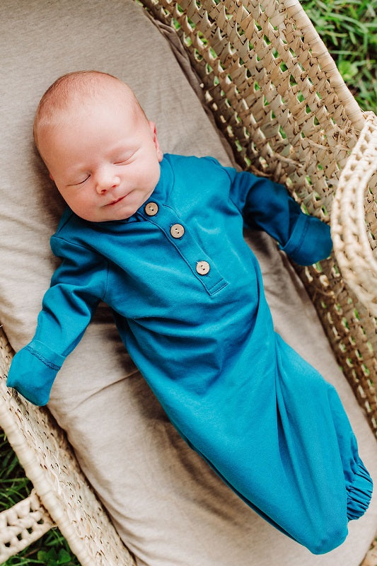Unisex newborn best sale gowns